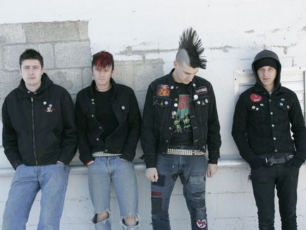 Street punk care este special în ea, site-ul fan al trupei punk este gazon