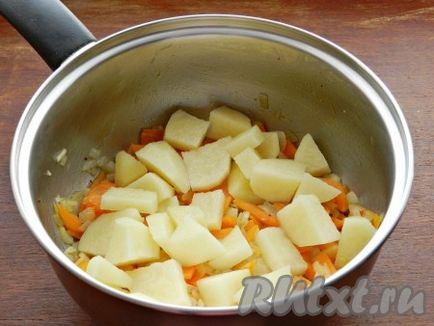 Суп з помідорами і кабачками - готуємо покроково з фото