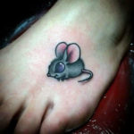 Un tatuaj al mouse-ului unde este mai bine să faci tatuaje, stiluri și schițe ale mouse-ului