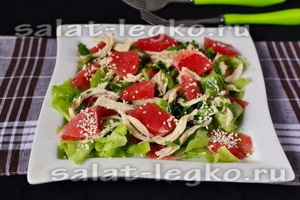 Тайський салат з куркою і грейпфрутом, рецепт