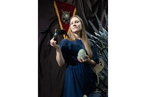 Tronul din jocul tronurilor a fost creat în Ekaterinburg - ziua femeii