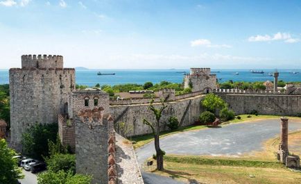 Törökország, Isztambul - leírás, közlekedés, látnivalók, strandok, vásárlás, óvintézkedések