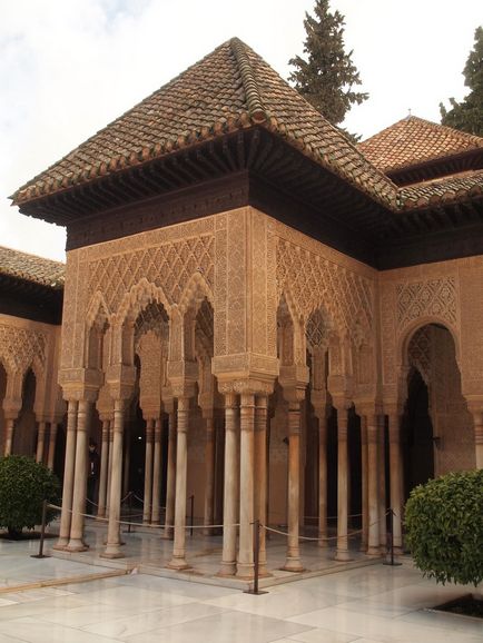 Uimitorul Alhambra