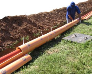 Lejtős szennyvíz (szennyvíz meredekség) lejtő csatornázás