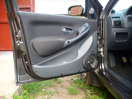 Instalarea de fișiere audio auto