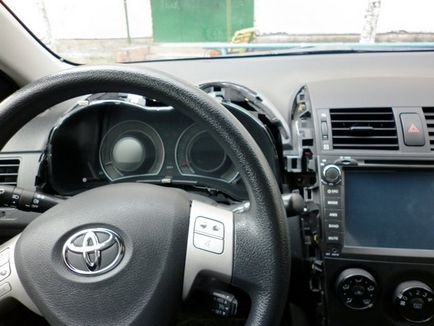 Instalarea deschiderii portbagajului electric, toyota