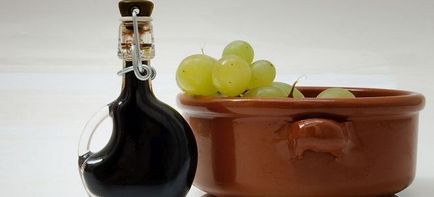 Apple, vin, balsamic, rodie și oțet de struguri pentru pierderea în greutate
