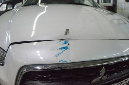 Cseréje és javítása az első lökhárító a ASX Mitsubishi (Mitsubishi) Cseréje és javítása az első lökhárító Mitsubishi ASX