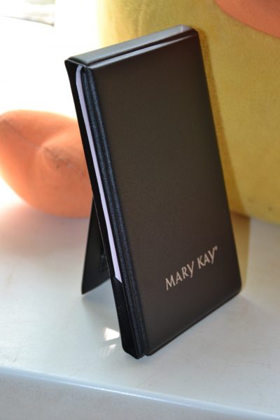 Дзеркало для макіяжу mary kay