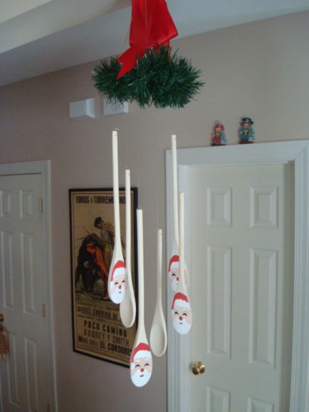 10 Idei pentru utilizarea lingurilor de lemn pentru decoratiuni interioare