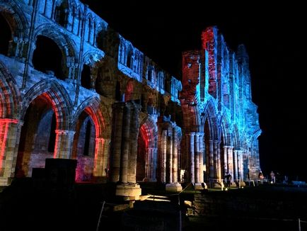 Whitby Abbey în Anglia