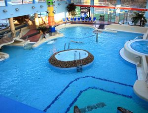 Élményfürdő - Sopot - egy életút (vízi vidámpark) Élményfürdő - Sopot - egy utazás az élet