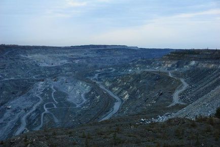 Azbeszt és Asbestovsky pit - mi Ural (Ural) Azbeszt és Asbestovsky pit - mi Ural