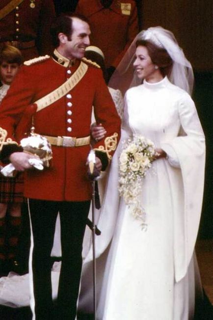 Két királyi házasság Princess Anne, Nagy-Britannia, mint egy hobbi fontosabb cím és pletykák