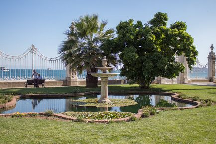 Palatul Dolmabahche din Istanbul fotografie, video, impresii