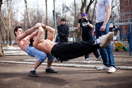 Ghetto workout вправи - за містом щось цікаве