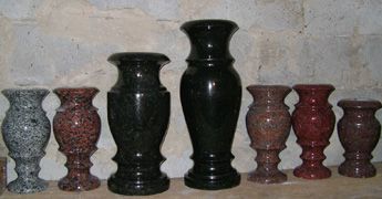 Vase de granit