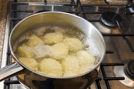 Cum și cât de mult să gătiți cartofi - cele mai bune rețete și sfaturi