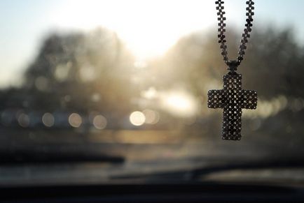 Cum să sfințiți o cruce, faceți-o singură
