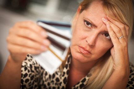 Cum să plătiți corect datoriile cărții de credit