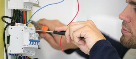 Cum să asamblați corect o placă electrică