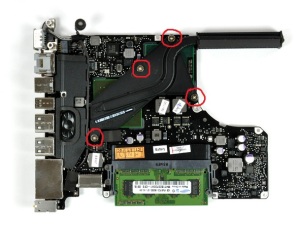 Cum de a dezasambla un laptop Apple macbook pro unibody 13 