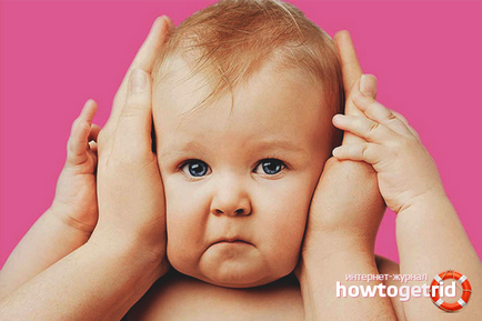Як дізнатися, що у дитини болять вуха