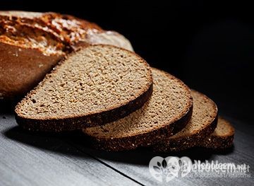 Калорійність чорного хліба в залежності від виду