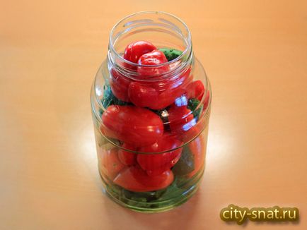 Консервоване асорті з помідорів, перцю і огірків - Шарипово домашній