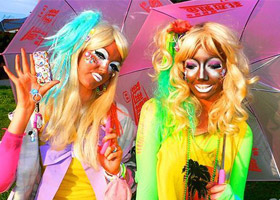 Cine sunt ganguro (ガ ン グ ロ, ganguro)