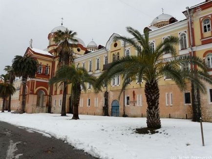 Куди сходити і з'їздити на новорічні свята з дітьми, любляча мама