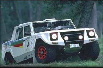 Lamborghini lm002