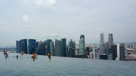 Marina Bay Sands - szálloda égi medence Szingapúr - Cruise Fórum