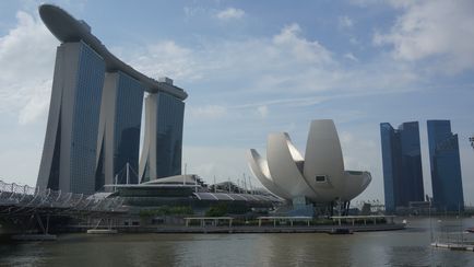 Marina Bay Sands - szálloda égi medence Szingapúr - Cruise Fórum