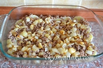 Мусака з баклажанами і картоплею - рецепт з фото