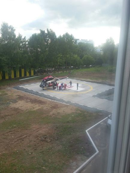 Pe site-ul din apropierea spitalului regional, pentru prima dată a aterizat un elicopter de sanavionare - știri ale lui Kirov -