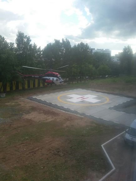 Pe site-ul din apropierea spitalului regional, pentru prima dată a aterizat un elicopter de sanavionare - știri ale lui Kirov -