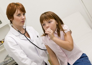 Obstruktív bronchitis gyermekeknél - tünetek és kezelés a népi jogorvoslati
