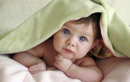 Pătură pentru un nou-născut - cum să ridici un pătrat pentru un copil