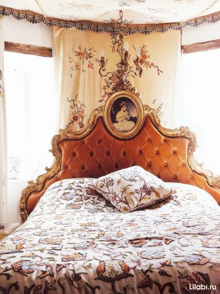 Panoul din dormitorul de deasupra patului - cum afectează imaginile feng shui-ul în casă