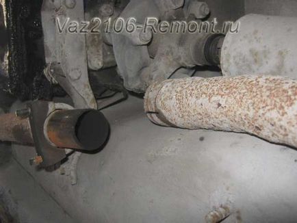 Detalii despre înlocuirea rezonatorului, repararea vazelor 2106