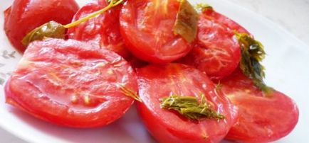 Tomate pentru jumătăți de conserve de iarnă