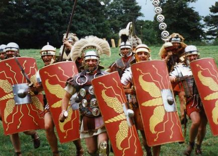Реконструкції воїнів древньої Греції і Риму великі і маленькі - военное обозрение