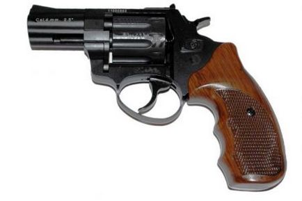 Revolverele pentru un cartuș flaubert ca armă pentru auto-apărare - este posibil, sport și viață