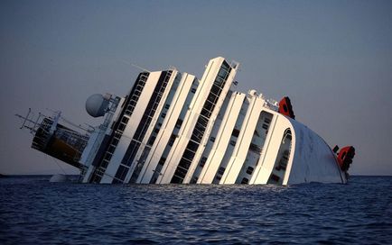 A legdrágább művelet történetében az emelkedés a bélés Costa Concordia - hírek képekben