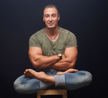 Sportoló Alexei kormányzó kapcsolatos tapasztalataikról vegetarianizmus (kormányzó) Sportoló Alexei kormányzó a tapasztalataikról vegetarianizmus