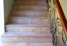 Lépcső futófelület porcelán gránit fotók a házban, homlokzati és befejező 1200 mm Kapinos