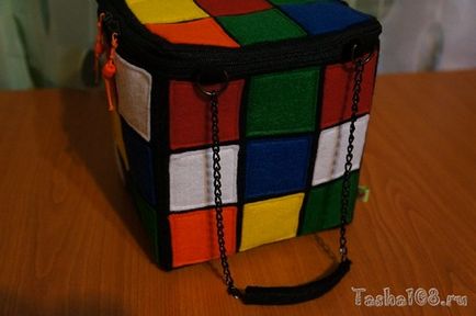 O pungă - un cub-rubik - o viață de păpădie