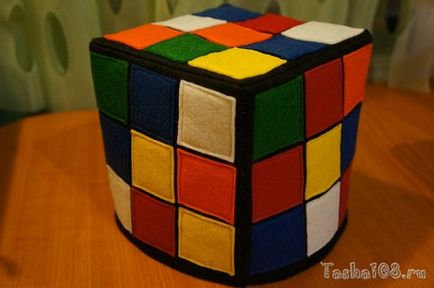 O pungă - un cub-rubik - o viață de păpădie