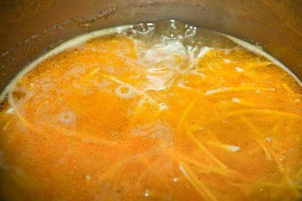 Supă de supă cu pui - o rețetă pentru gătitul modern cu o fotografie